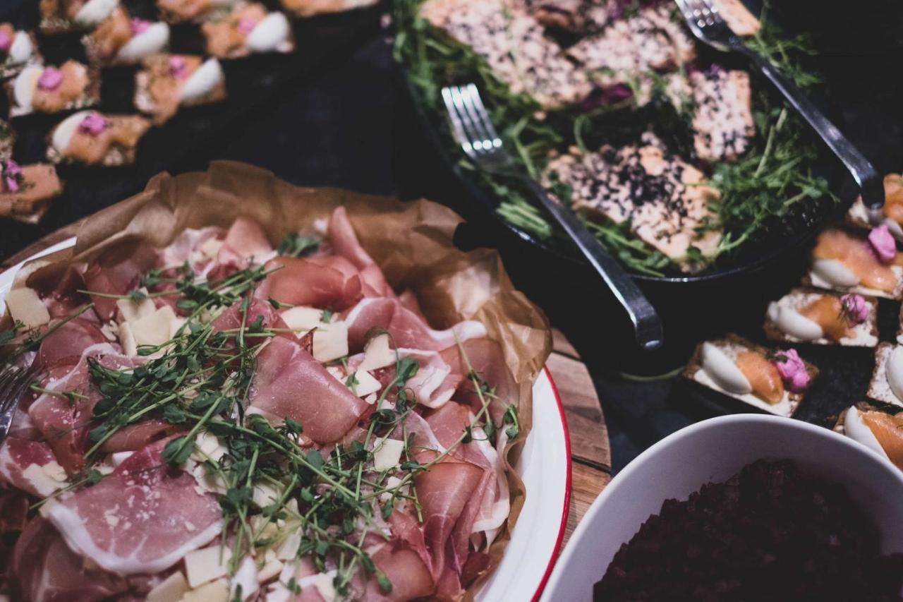 Radisson Collection, Strand Hotel, Stockholm Bagian luar foto A selection of tapas