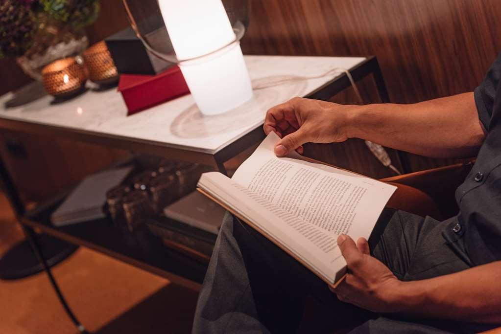 Radisson Collection, Strand Hotel, Stockholm Bagian luar foto A person reading a book